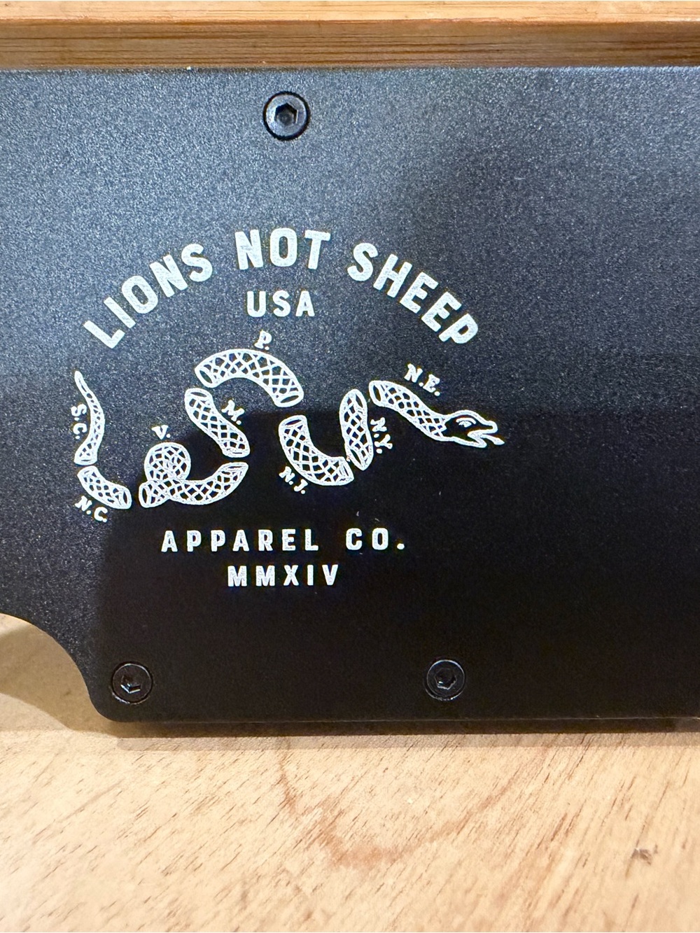NEW Lions Not Sheep Black Men's Wallet - Apparel Co.